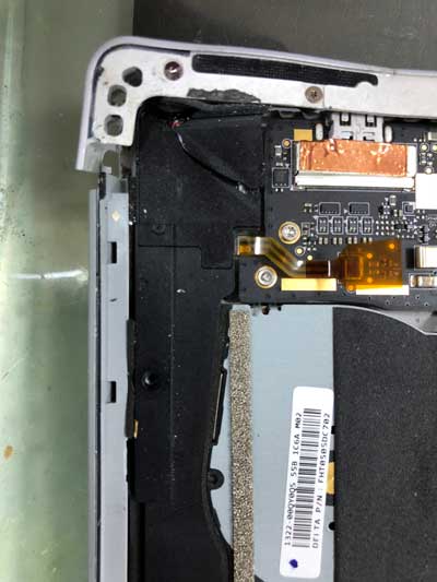 surfaceの本体破損